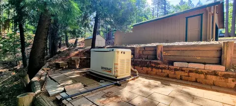 Exterior - 24040 Hitching Post Rd, Sonora, CA 95370 photo 5 of 7