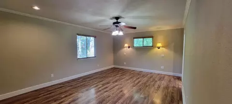 Living - 24040 Hitching Post Rd, Sonora, CA 95370 photo 3 of 5