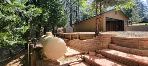 Exterior - 24040 Hitching Post Rd, Sonora, CA 95370 photo 4 of 7