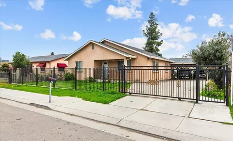 Exterior - 2032 E 9th St, Stockton, CA 95206 photo 3 of 5