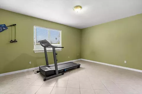 Bedroom - 2032 E 9th St, Stockton, CA 95206 photo 6 of 6