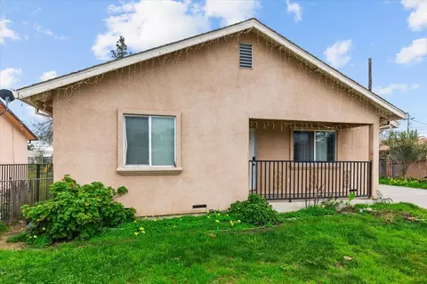 Exterior - 2032 E 9th St, Stockton, CA 95206 photo 4 of 5