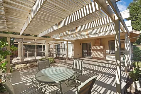 Exterior - 2000 Thrush Ct, Lodi, CA 95240 photo 4 of 13
