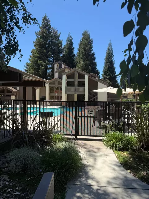 Exterior - 3701 Colonial Dr #84, Modesto, CA 95356 photo 3 of 13