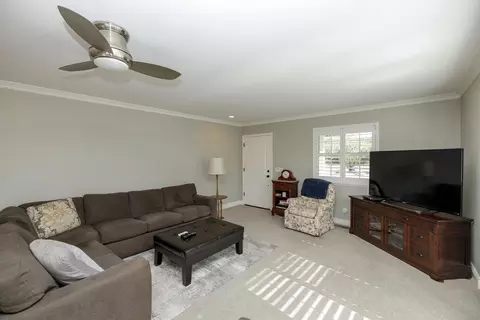 Living - 8460 E Keyes Rd, Hughson, CA 95326 photo 1 of 2