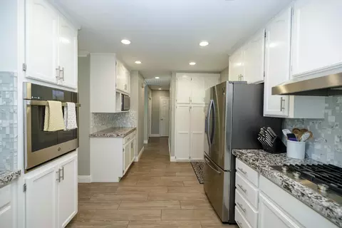 Entry Way - 8460 E Keyes Rd, Hughson, CA 95326 photo 1 of 1