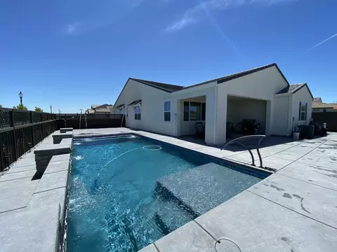 Exterior - 4589 Margaret Adele Ln, Tracy, CA 95377 photo 5 of 9
