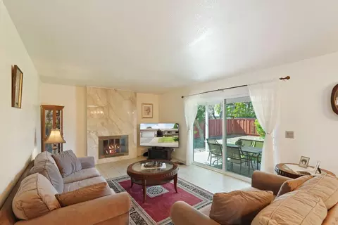 Living - 2709 Chapel Ct, Modesto, CA 95355 photo 1 of 3