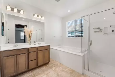 Bath - 545 Chimes St, Lathrop, CA 95330 photo 2 of 2