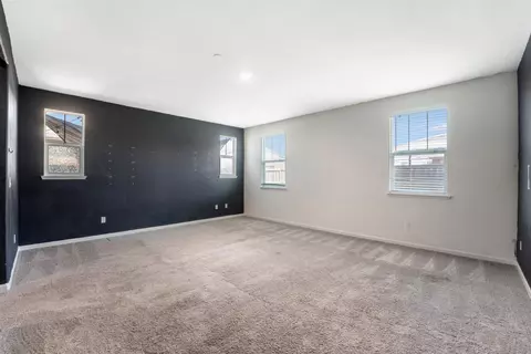 Living - 545 Chimes St, Lathrop, CA 95330 photo 1 of 7
