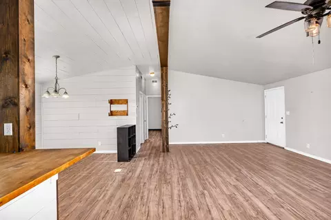 Living - 17568 Clement Ave, Dos Palos, CA 93620 photo 4 of 6
