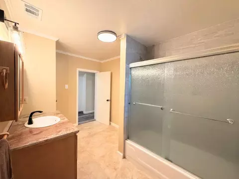 Bath - 3959 Mountain Ranch Rd, San Andreas, CA 95249 photo 1 of 4