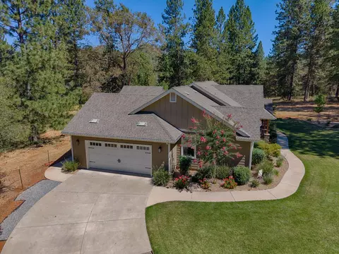Exterior - 19275 Adamson Dr, Grass Valley, CA 95949 photo 3 of 25