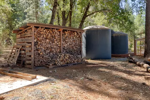 Exterior - 19275 Adamson Dr, Grass Valley, CA 95949 photo 17 of 25