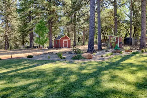 Exterior - 19275 Adamson Dr, Grass Valley, CA 95949 photo 10 of 25