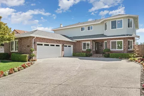 Exterior - 1720 Windjammer Ct, Lodi, CA 95242 photo 1 of 4
