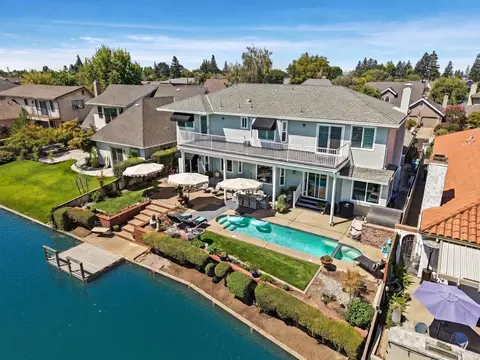 View/Area - 1720 Windjammer Ct, Lodi, CA 95242 photo 2 of 5