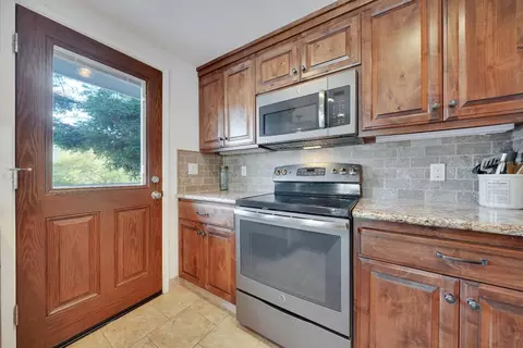 Kitchen - 743 Sandy Bar Dr, Copperopolis, CA 95228 photo 2 of 6