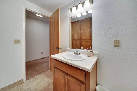 Bath - 743 Sandy Bar Dr, Copperopolis, CA 95228 photo 8 of 9