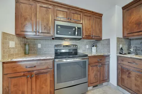 Kitchen - 743 Sandy Bar Dr, Copperopolis, CA 95228 photo 3 of 6