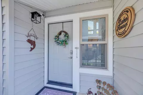 Entry Way - 816 Foothill Rd, Copperopolis, CA 95228 photo 1 of 8