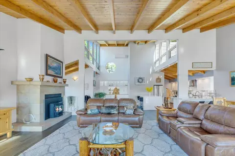 Living - 816 Foothill Rd, Copperopolis, CA 95228 photo 4 of 7