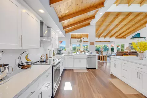 Kitchen - 816 Foothill Rd, Copperopolis, CA 95228 photo 8 of 11