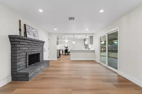 Living - 1617 Capital Dr, Ceres, CA 95307 photo 2 of 5
