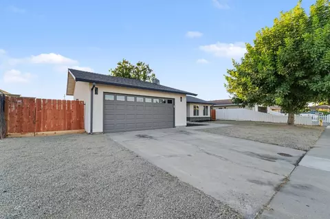 Exterior - 1617 Capital Dr, Ceres, CA 95307 photo 2 of 4