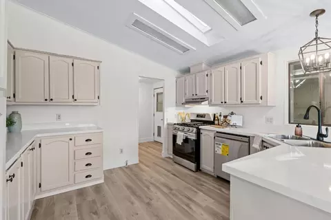 Kitchen - 4 Marsh Ct, Lodi, CA 95242 photo 1 of 5