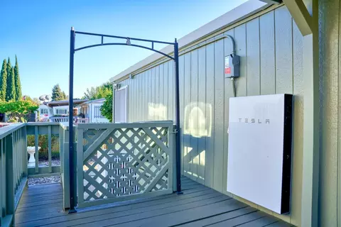 Exterior - 4 Marsh Ct, Lodi, CA 95242 photo 7 of 12