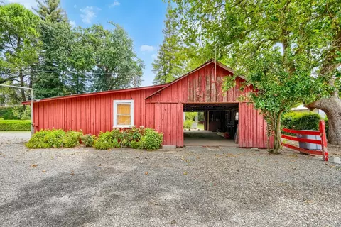 Exterior - 916 Wilson Bend Rd, Grimes, CA 95950 photo 12 of 18