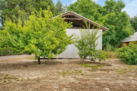 Exterior - 916 Wilson Bend Rd, Grimes, CA 95950 photo 10 of 18