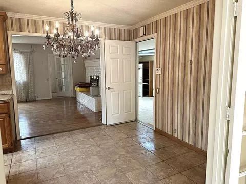 Dining - 5764 Alicia Ave, Olivehurst, CA 95961 photo 1 of 1