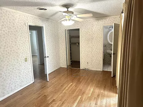 Bedroom - 5764 Alicia Ave, Olivehurst, CA 95961 photo 4 of 4