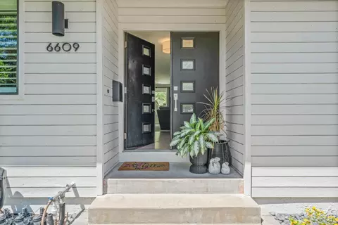 Entry Way - 6609 Penney Way, Carmichael, CA 95608 photo 1 of 4