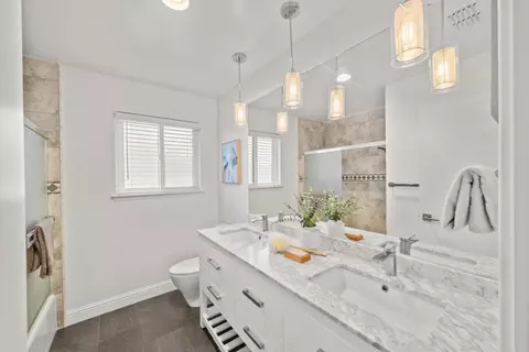 Bath - 6609 Penney Way, Carmichael, CA 95608 photo 1 of 3