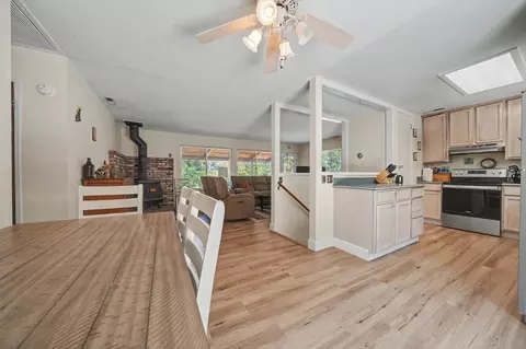 Entry Way - 11244 Upper Previtali Rd, Jackson, CA 95642 photo 1 of 5