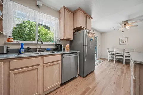 Kitchen - 11244 Upper Previtali Rd, Jackson, CA 95642 photo 1 of 5