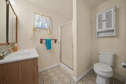 Bath - 11244 Upper Previtali Rd, Jackson, CA 95642 photo 3 of 3