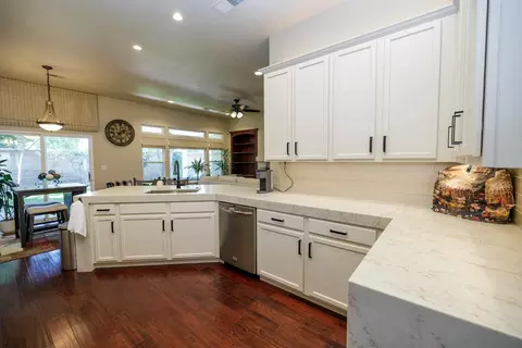 Kitchen - 3224 Clearview Ct, Modesto, CA 95355 photo 7 of 9