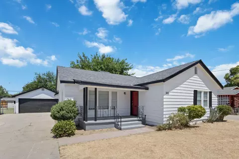 Exterior - 365 E Main St, Merced, CA 95340 photo 2 of 8