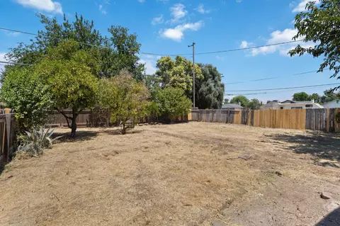 Exterior - 365 E Main St, Merced, CA 95340 photo 8 of 8