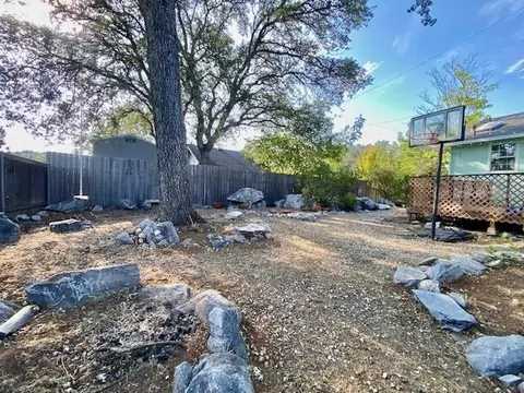 Exterior - 55 Oak Tree Ct, Murphys, CA 95247 photo 3 of 27