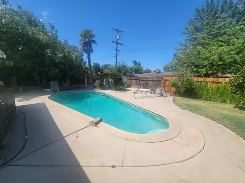 Exterior - 514 Fairview Ave, Madera, CA 93637 photo 3 of 8