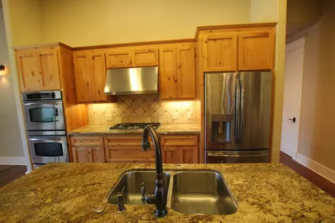 Kitchen - 807 Smith Flat Rd, Angels Camp, CA 95222 photo 5 of 6