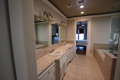 Bath - 807 Smith Flat Rd, Angels Camp, CA 95222 photo 4 of 6