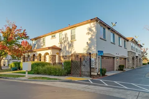 Exterior - 3311 Leiper Loop, Lincoln, CA 95648 photo 3 of 7