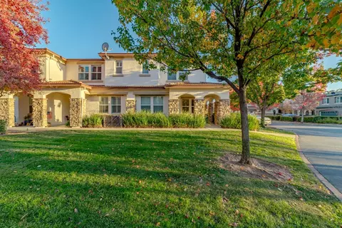 Exterior - 3311 Leiper Loop, Lincoln, CA 95648 photo 6 of 7