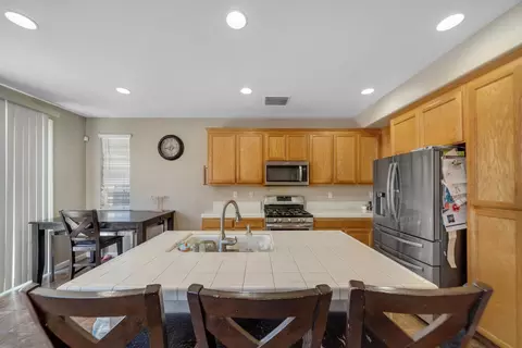Kitchen - 3531 Fallview Ave, Ceres, CA 95307 photo 3 of 5